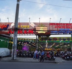 ẨM THỰC ANH EM