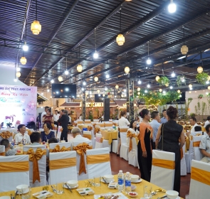ẨM THỰC ANH EM